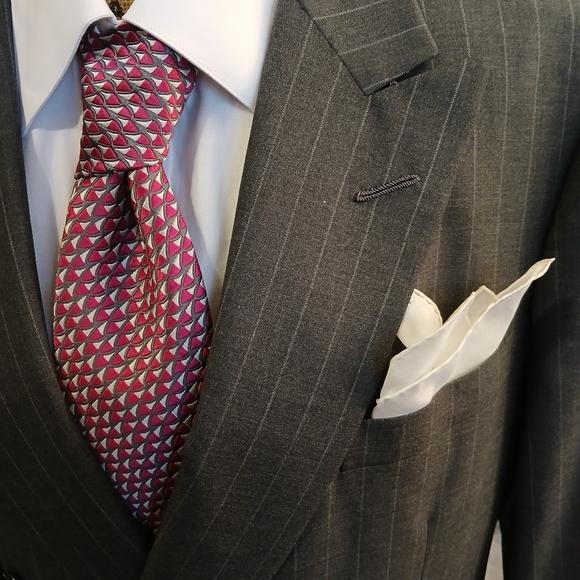 Vintage Tom James Ventura charcoal gray pinstripe double breasted 2 piece suit - Picture 2 of 14